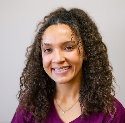 Abbie Mason – Front Dest Assistant/ Dental Assistant